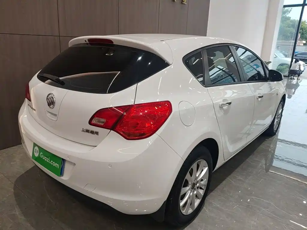 Buick Excelle 2015