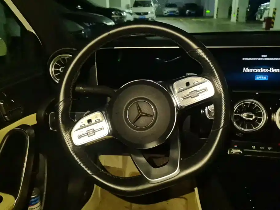 Mercedes-Benz A-Class 2020 — фото 15