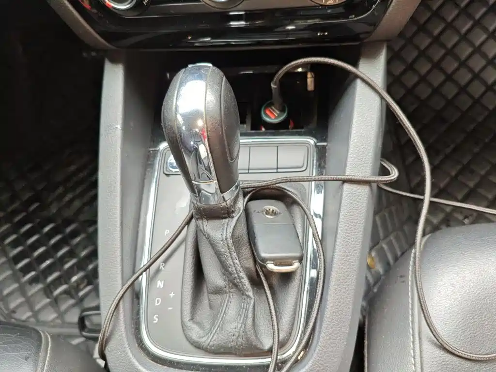 Volkswagen Sagitar 2017