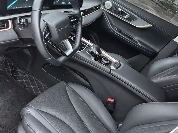 Chery Omoda 2025