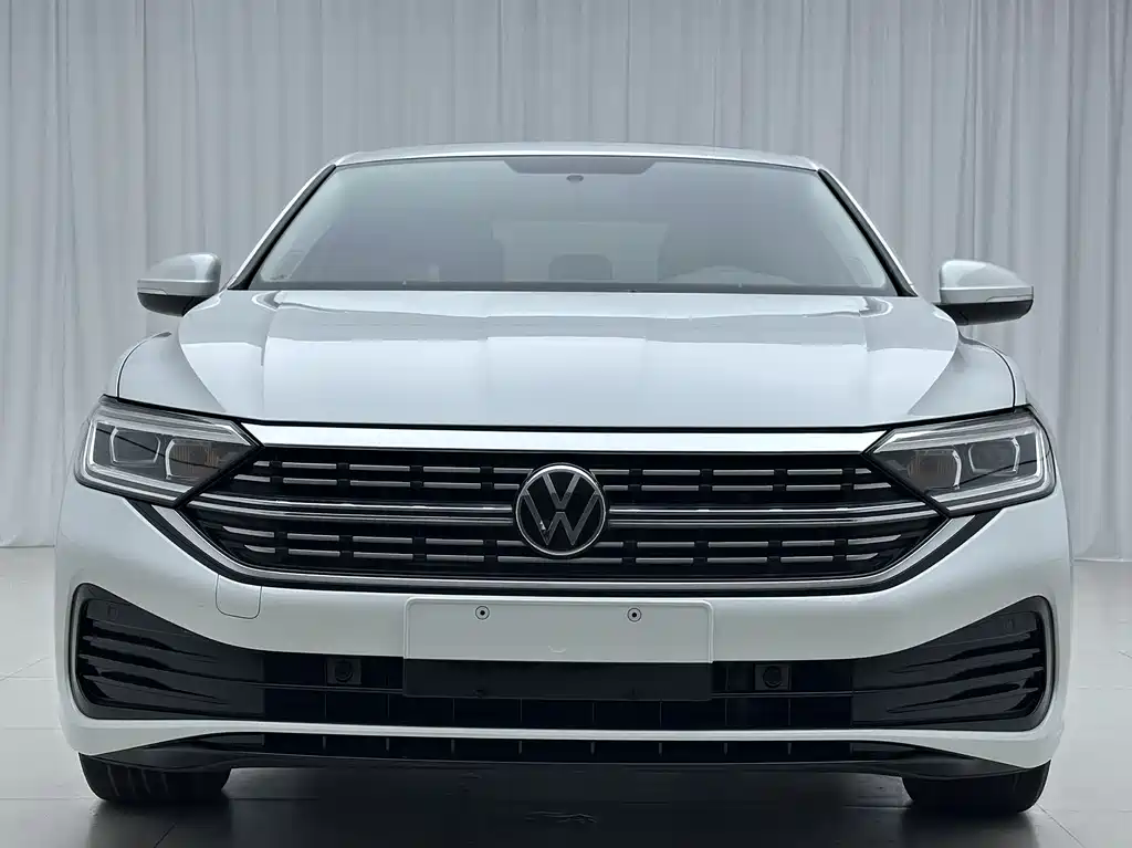 Volkswagen Sagitar 2023