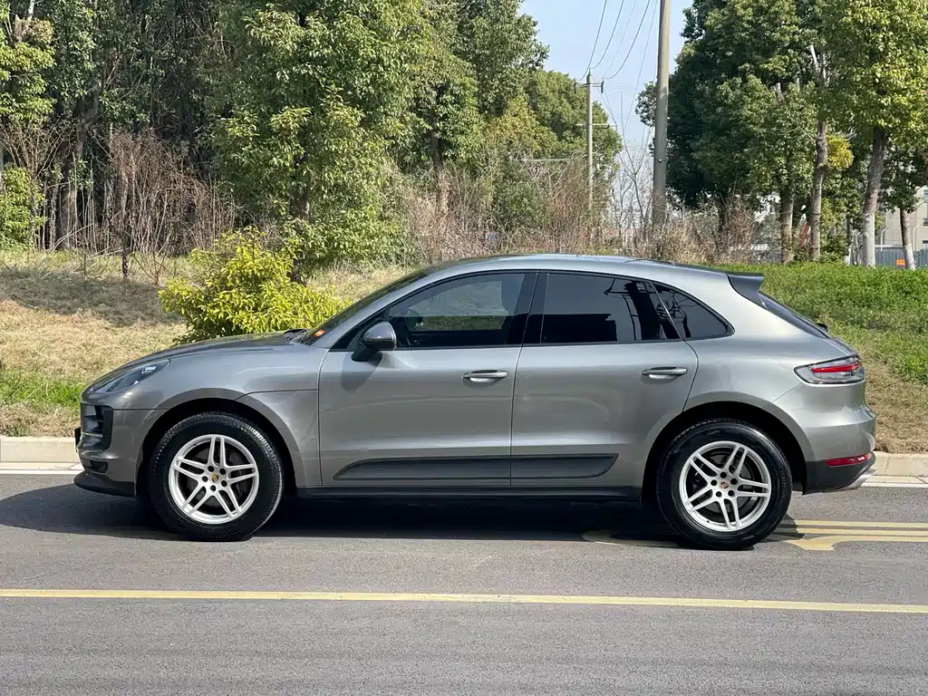 Porsche Macan 2020 — фото 5