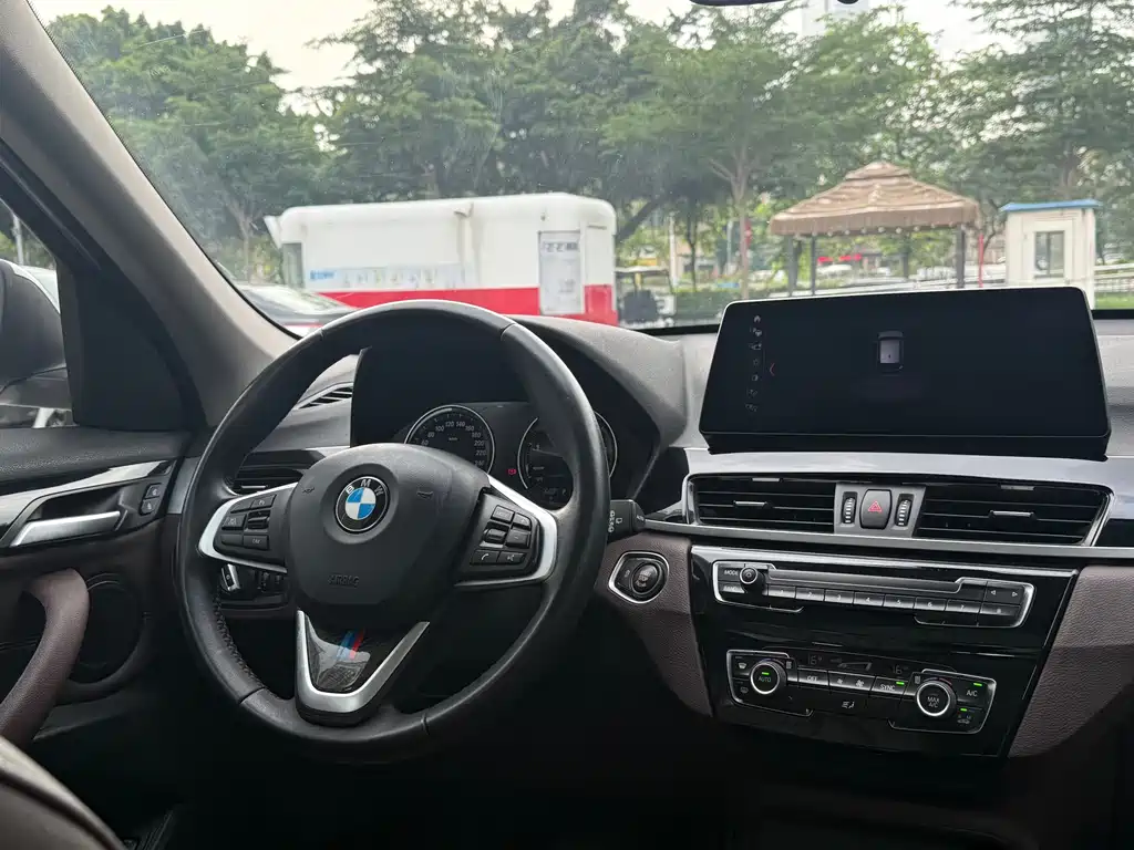 BMW X1 2020