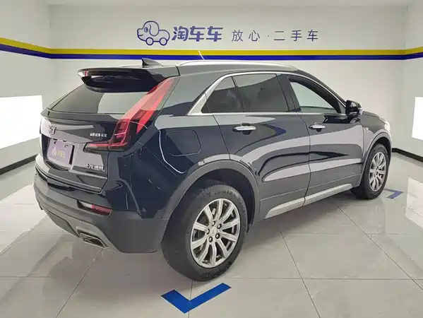 Cadillac XT4 2021