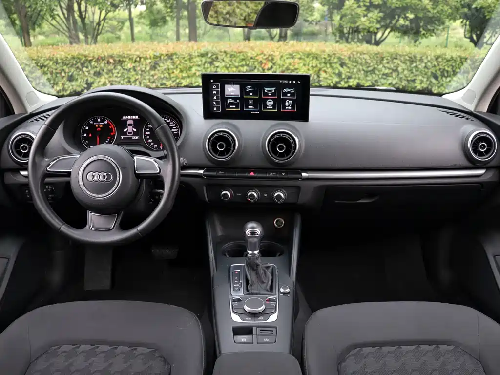 Audi A3 2016 — фото 11