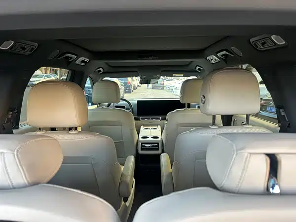 Li Auto L8 2023