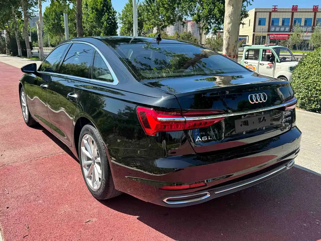 Audi A6L 2020