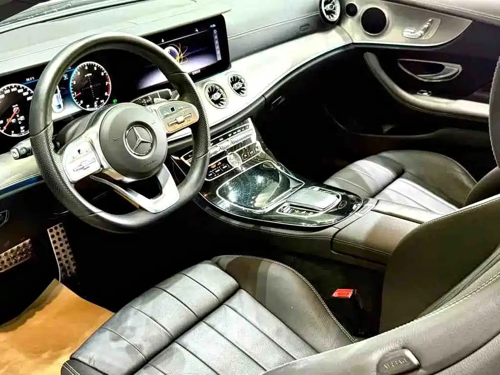 Mercedes-Benz E-Class 2020 — фото 13