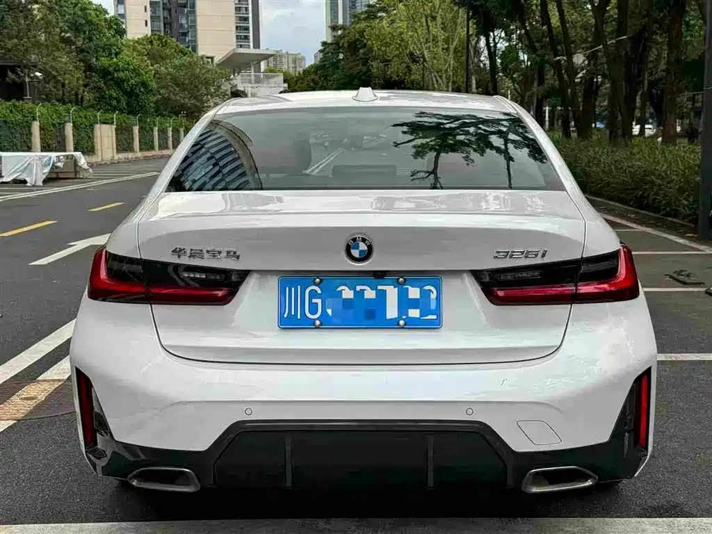 BMW 3 Series 2024