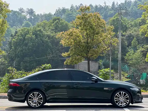 Jaguar XFL 2024