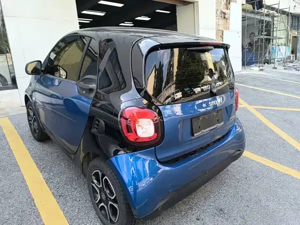 smart fortwo 2019