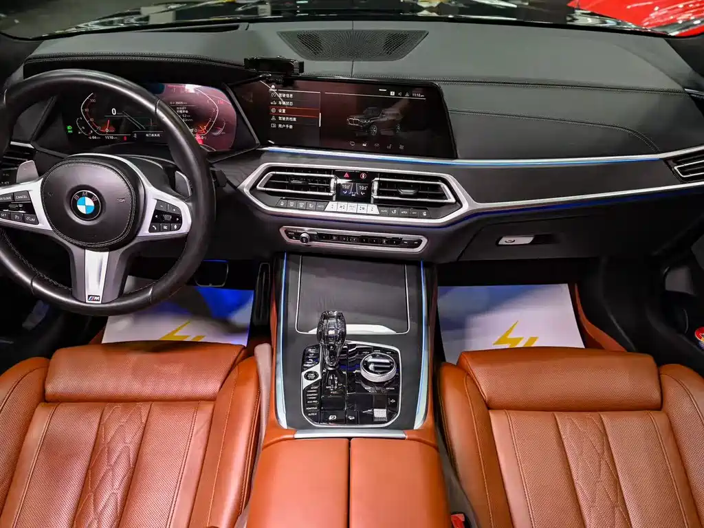 BMW X7 2022 — фото 16