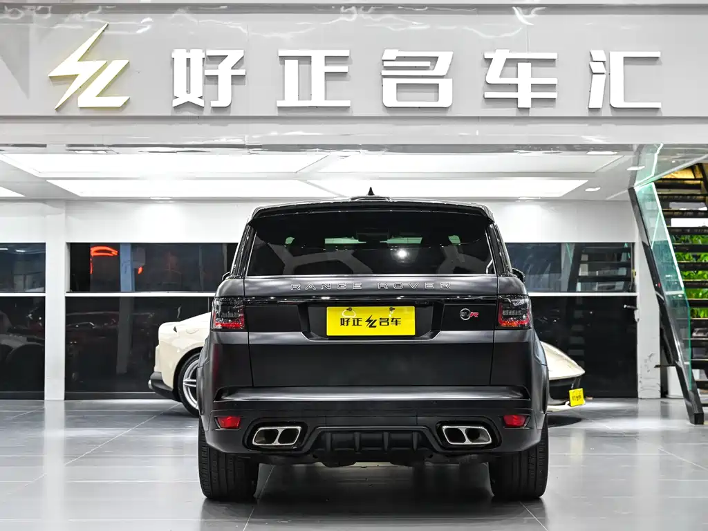 Land Rover Sport 2023 — фото 18