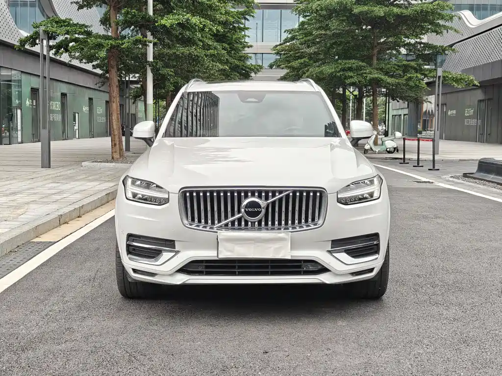 Volvo XC90 2023 — фото 2