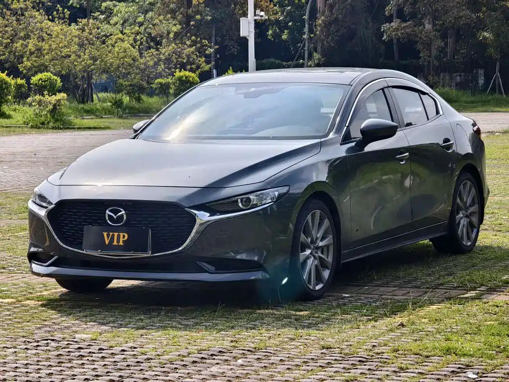 Mazda 3 Axela 2020