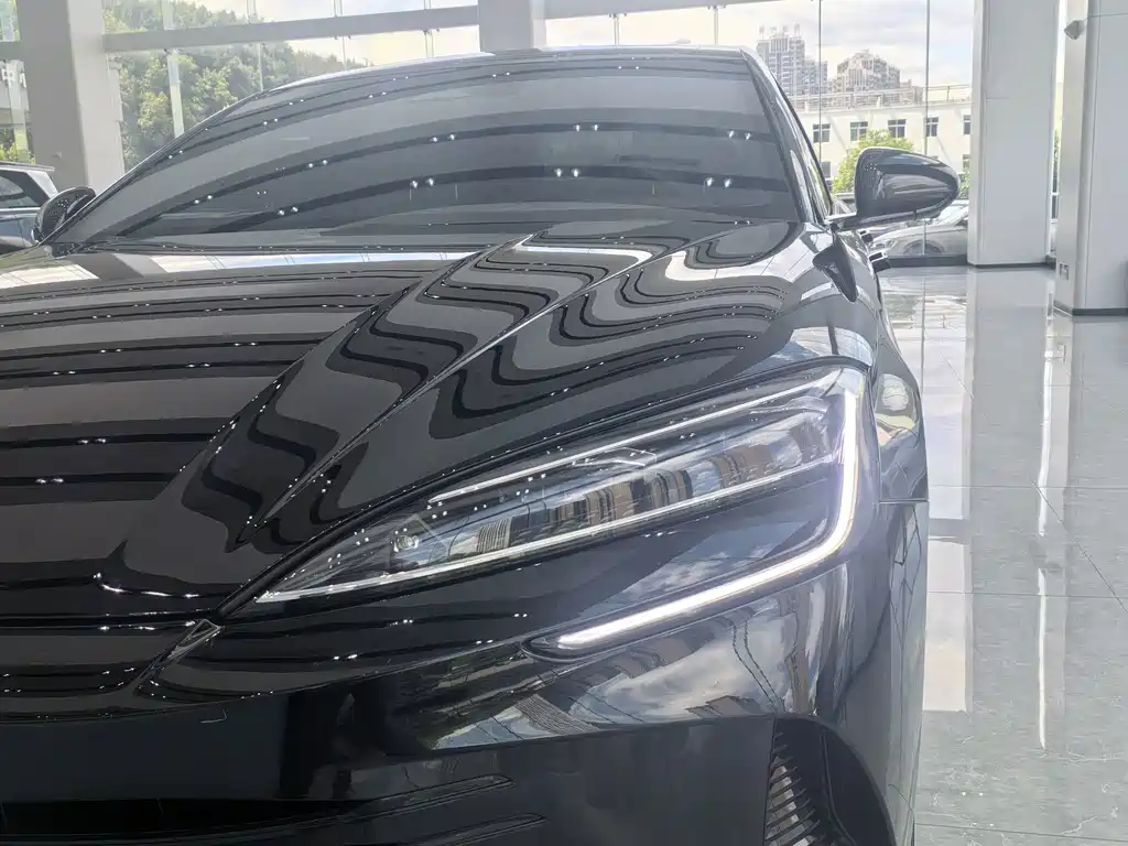 BYD Seal 07 DM-i 2024 — фото 7