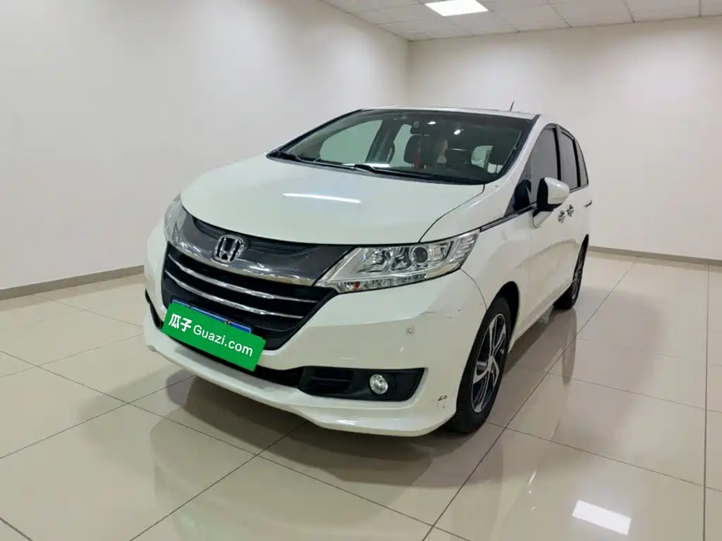Honda Odyssey 2018 — фото 1