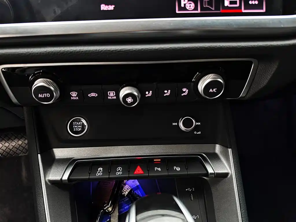 Audi Q3 2022 — фото 21