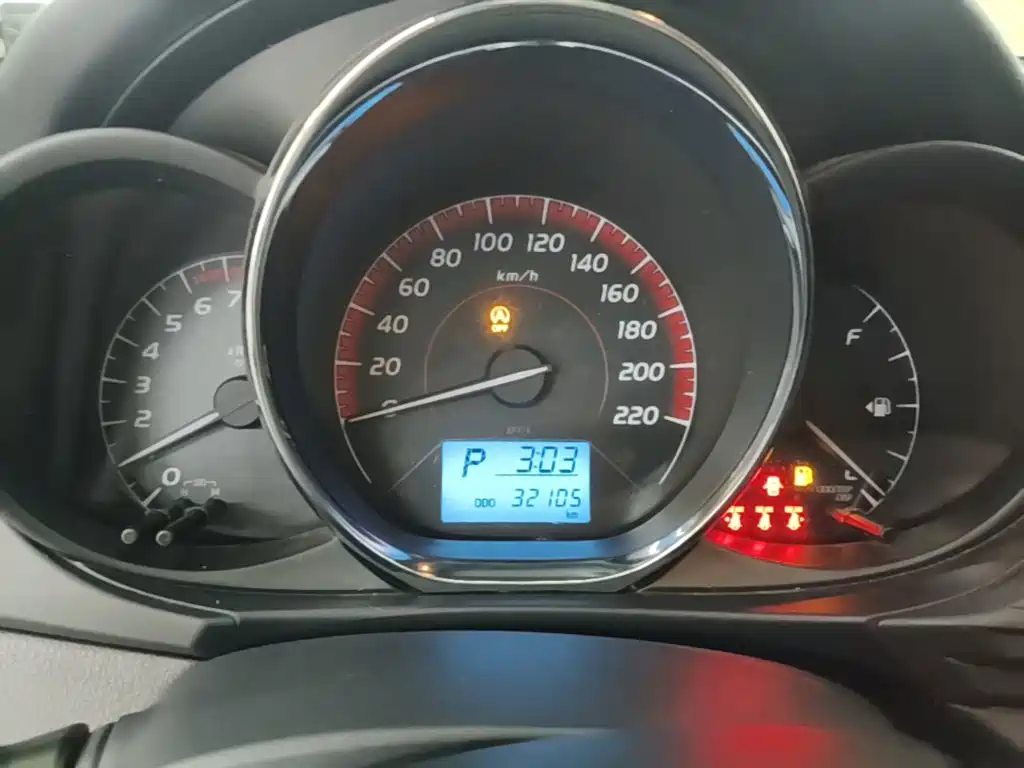 Toyota Vios FS 2022 — фото 12