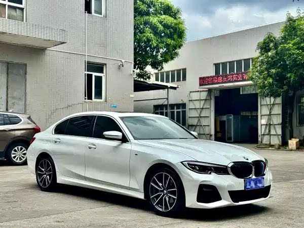 BMW 3 Series 2021