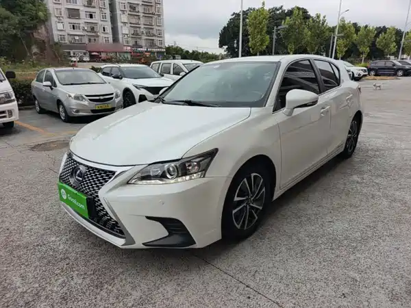 Lexus CT 2018