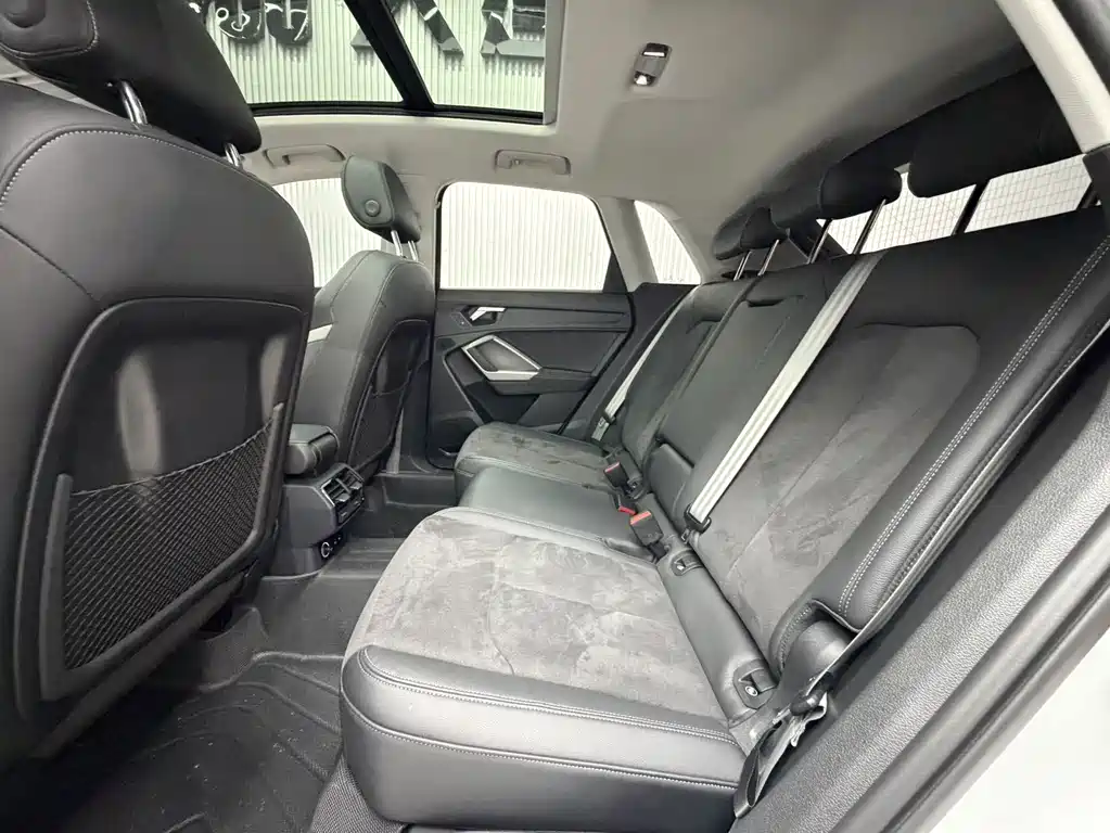 Audi Q3 2022 — фото 10