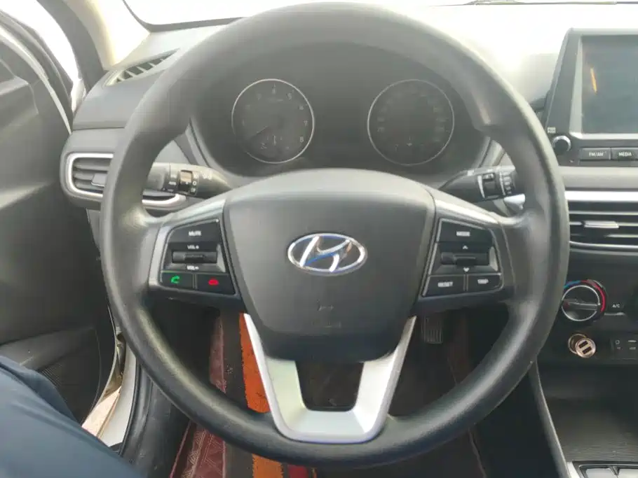 Hyundai Yuedong 2017 — фото 15