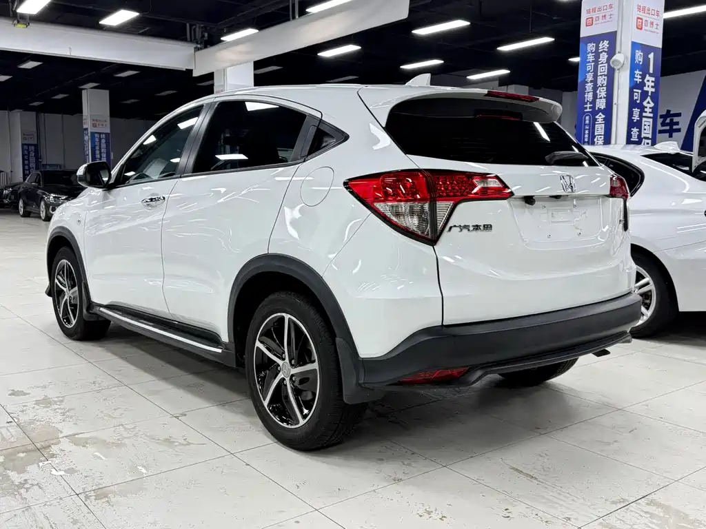 Honda Vezel 2022 — фото 6