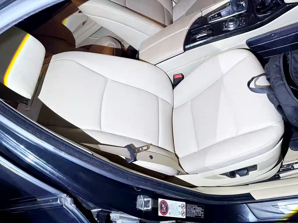 BMW 5 Series 2012