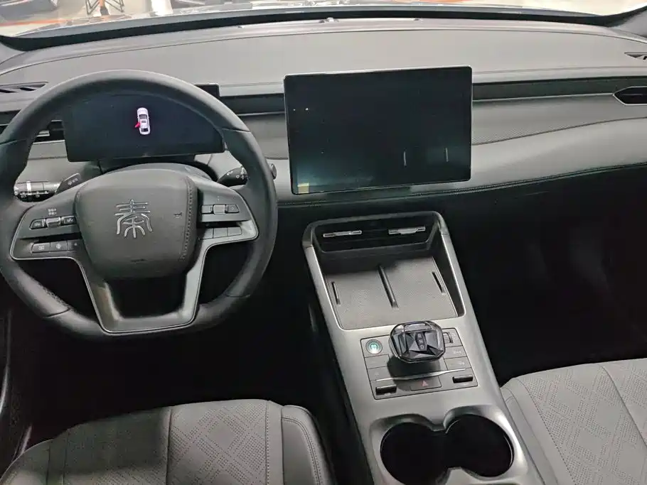 BYD Qin PLUS 2025 — фото 12