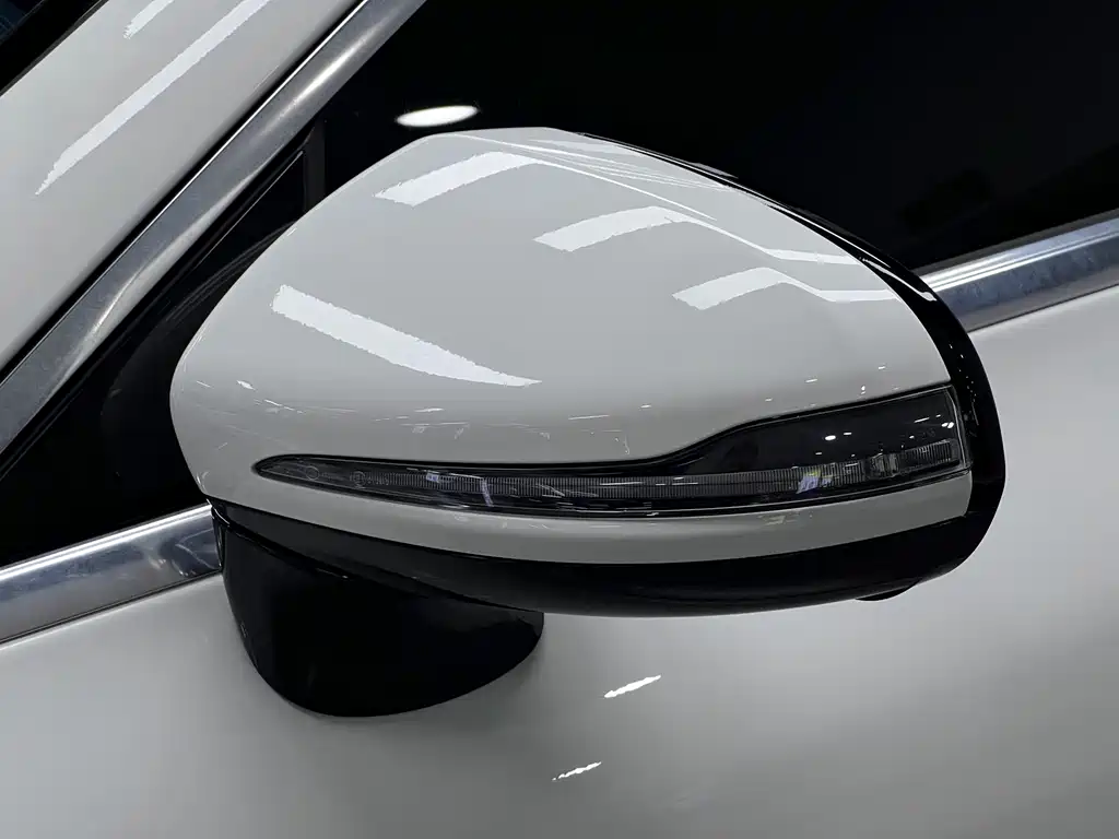 Mercedes-Benz E-Class 2020 — фото 10