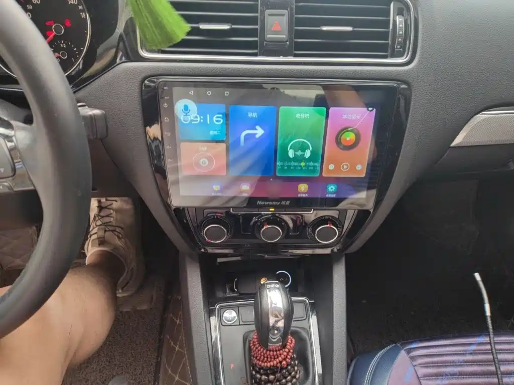 Volkswagen Sagitar 2017
