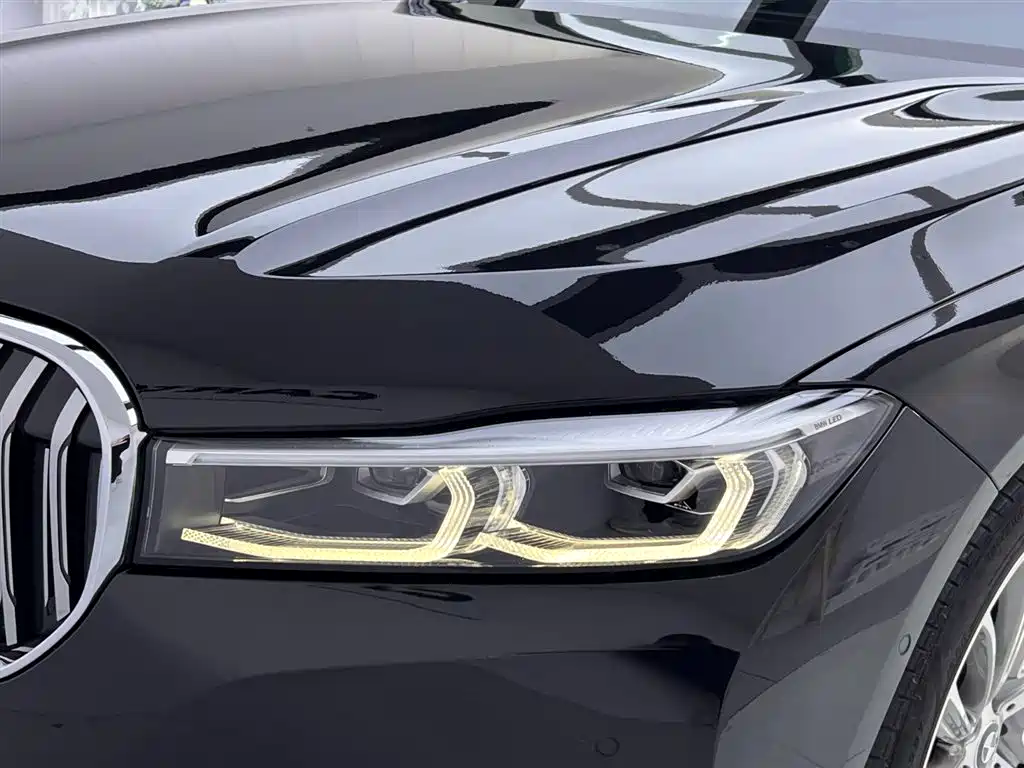 BMW 7 Series 2020 — фото 13