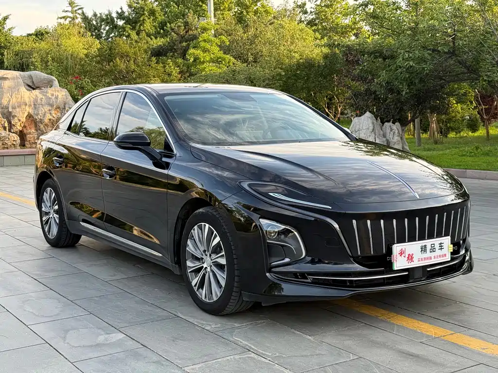Hongqi E-QM5 2022 — фото 3