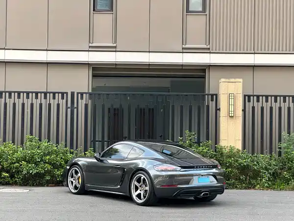 Porsche 718 2018