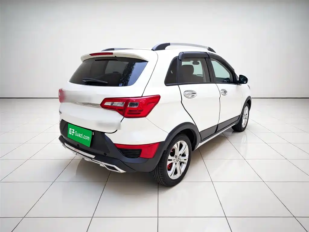 BAIC Senova X25 2017