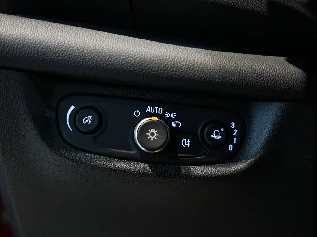 Buick Regal 2019 — фото 11