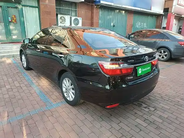 Toyota Camry 2017