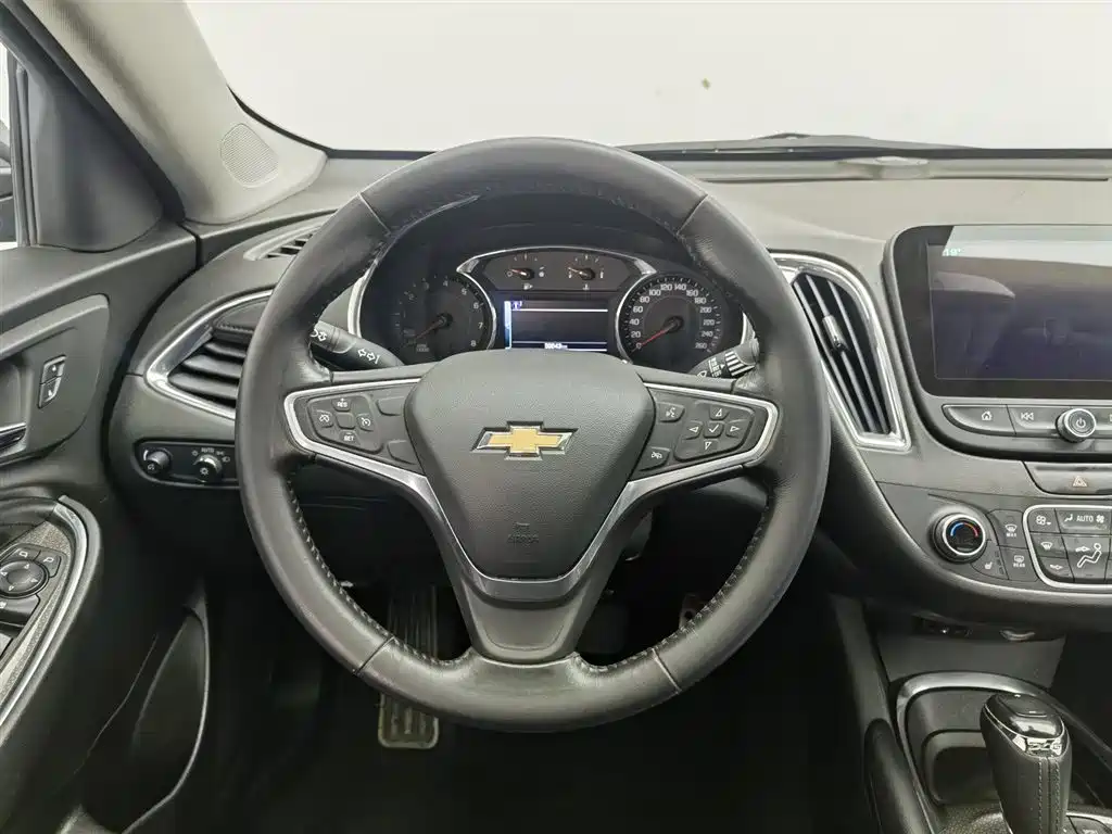 Chevrolet Malibu XL 2017 — фото 11