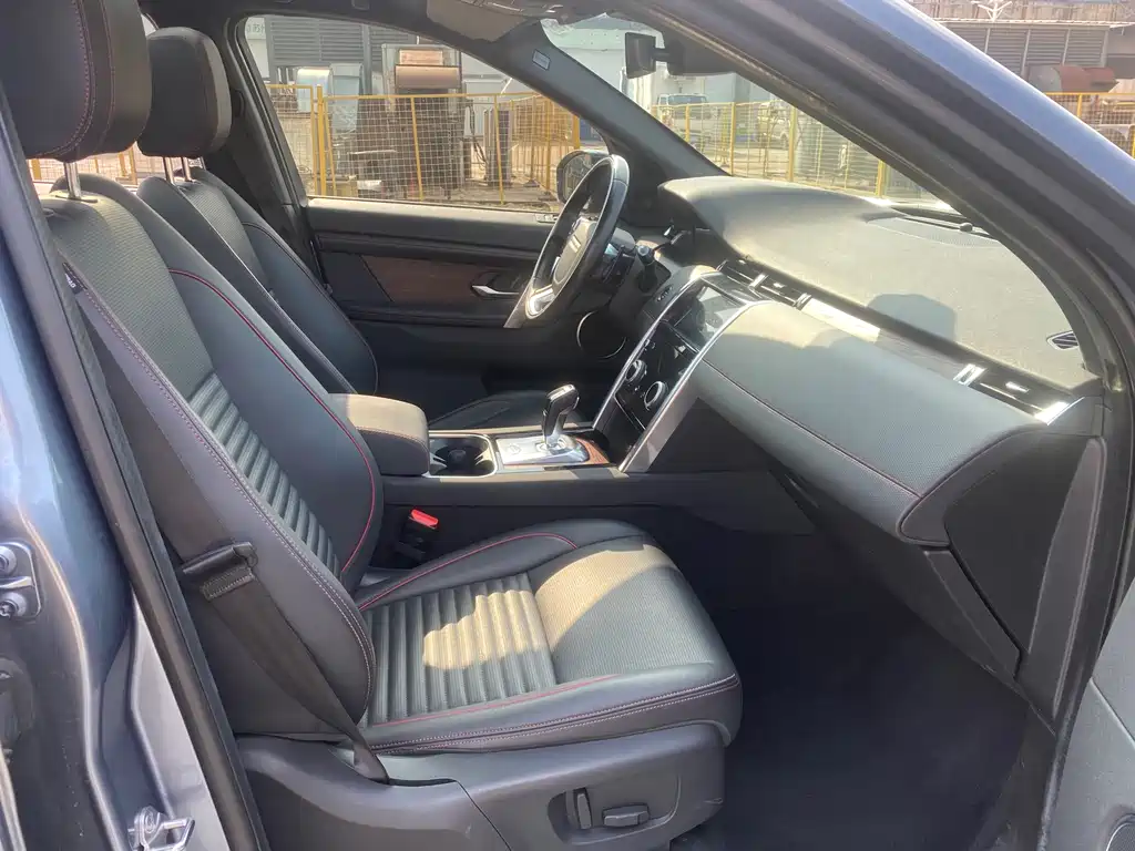Land Rover Discovery Sport 2020 — фото 13