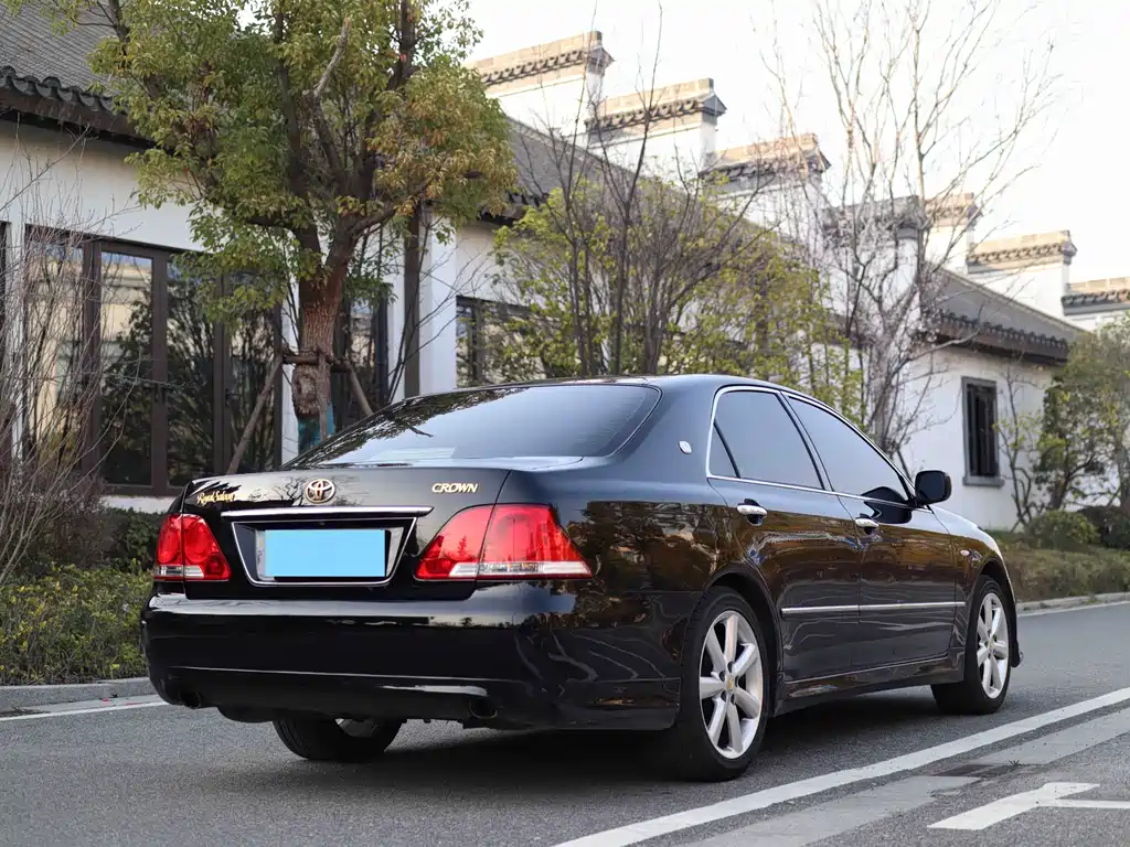Toyota Crown 2008 — фото 4