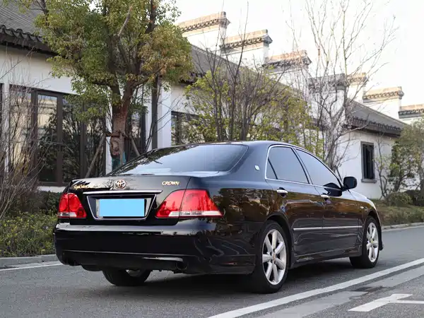 Toyota Crown 2008