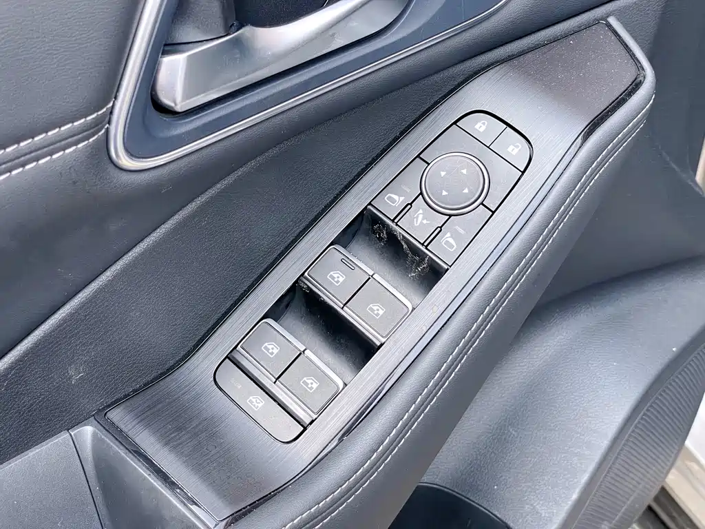 Nissan X-Trail 2023 — фото 21