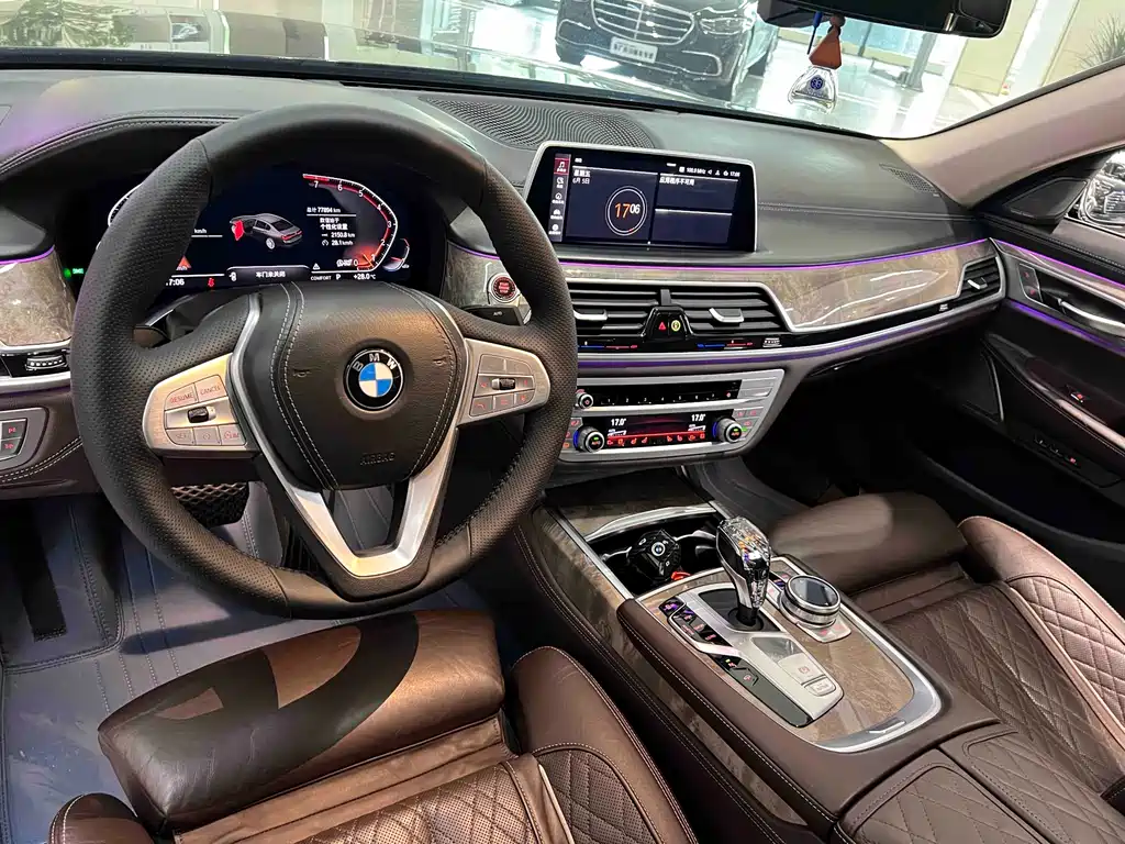 BMW 7 Series 2020 — фото 5