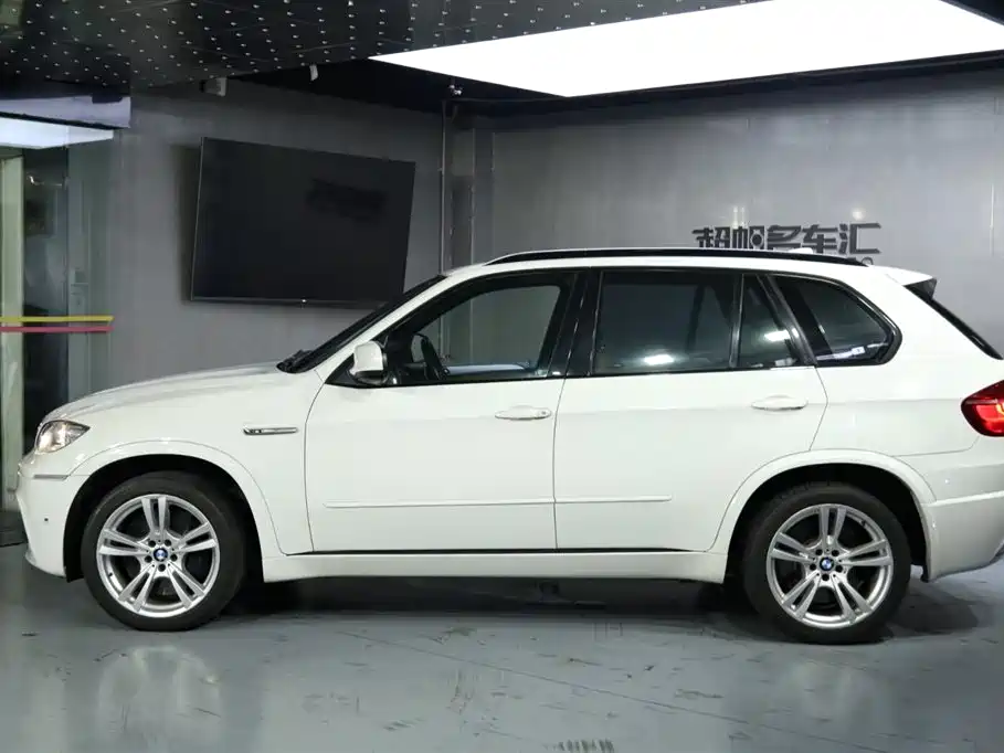 BMW X5 M 2012 — фото 6
