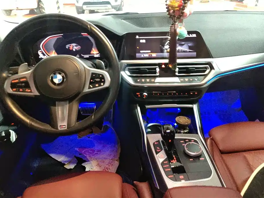 BMW 3 Series 2021 — фото 12