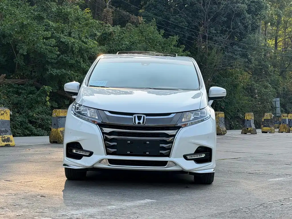 Honda Odyssey 2019 — фото 2