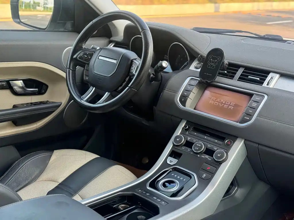Land Rover Evoque 2013 — фото 17