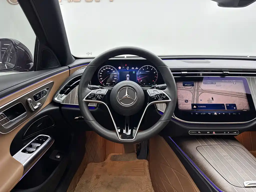 Mercedes-Benz E-Class 2024 — фото 5