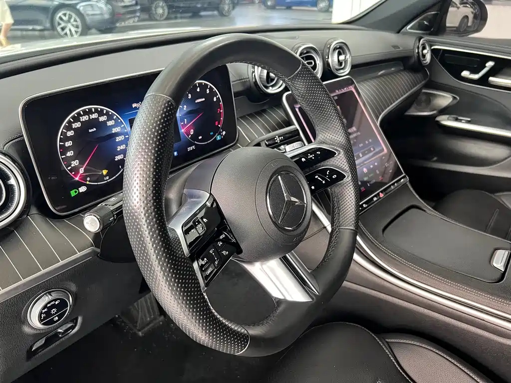 Mercedes-Benz C-Class 2022 — фото 10